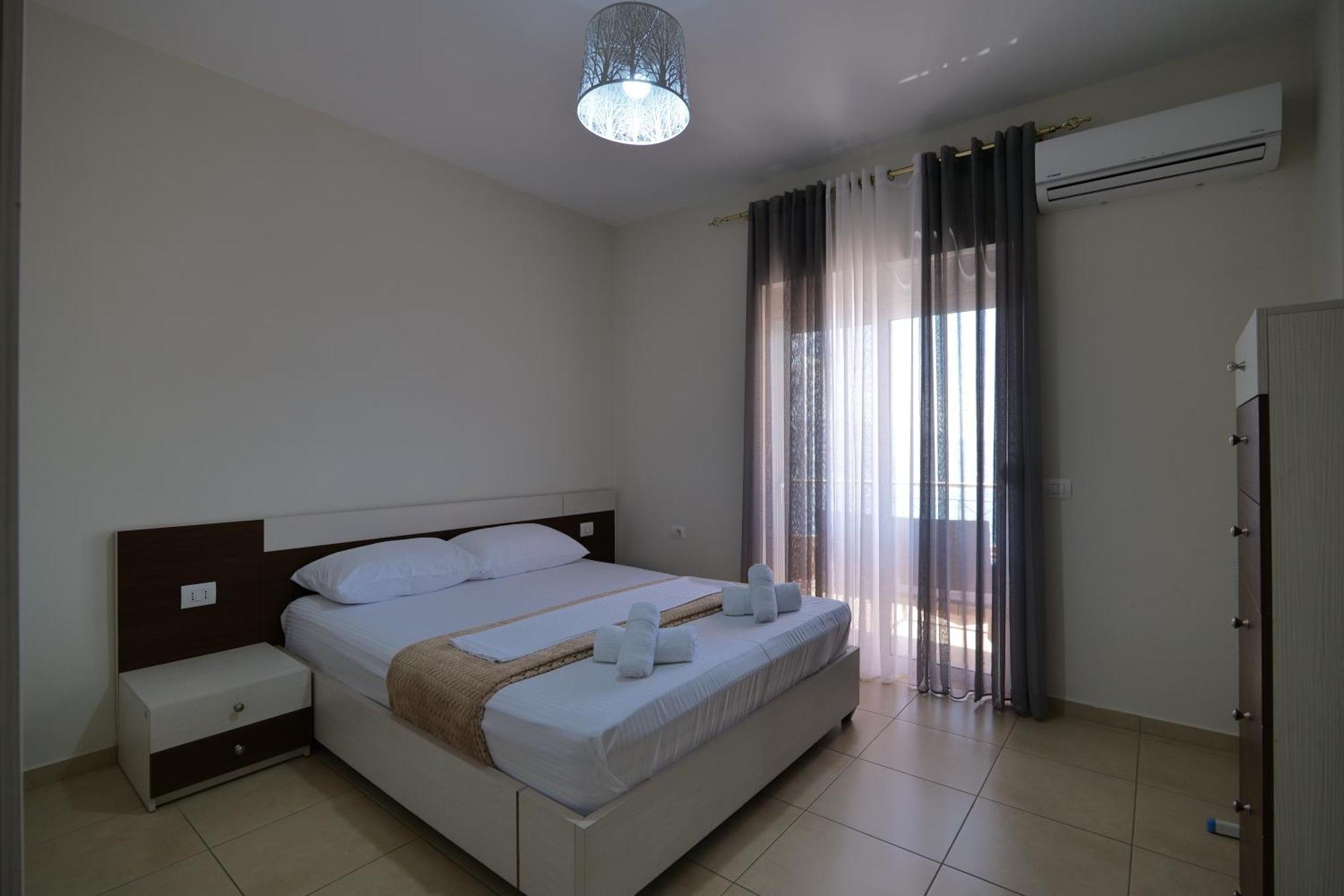 Noel Sea View Apartments Sarande Ngoại thất bức ảnh