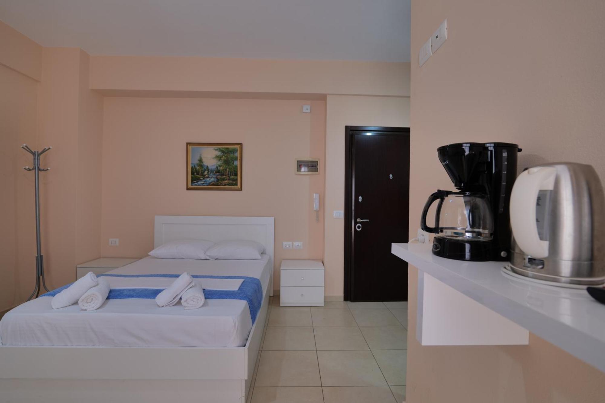 Noel Sea View Apartments Sarande Ngoại thất bức ảnh