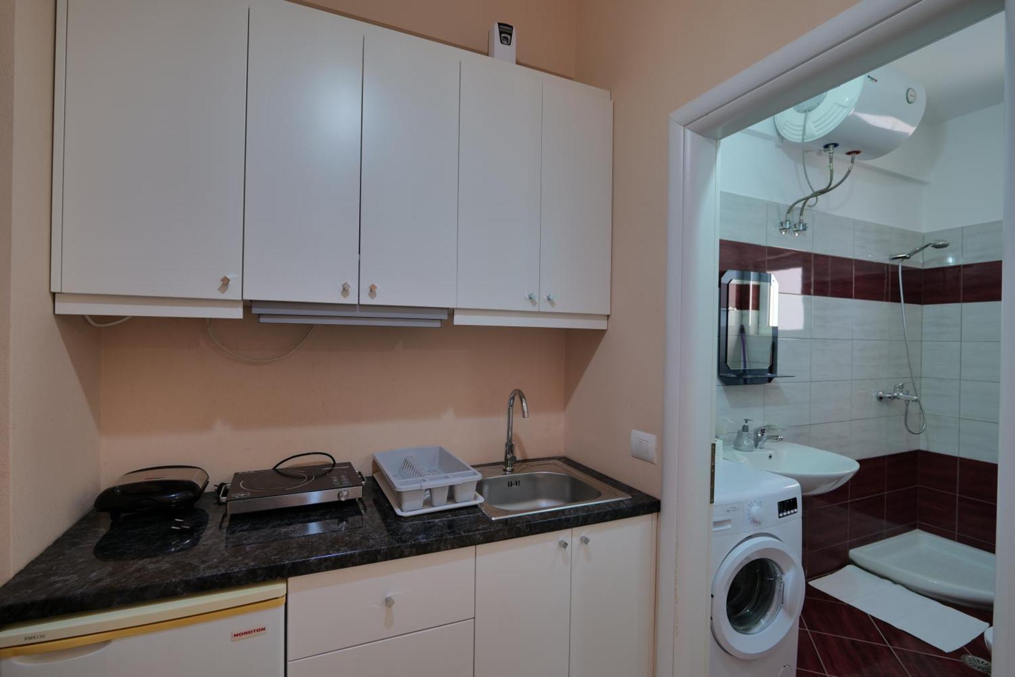 Noel Sea View Apartments Sarande Ngoại thất bức ảnh