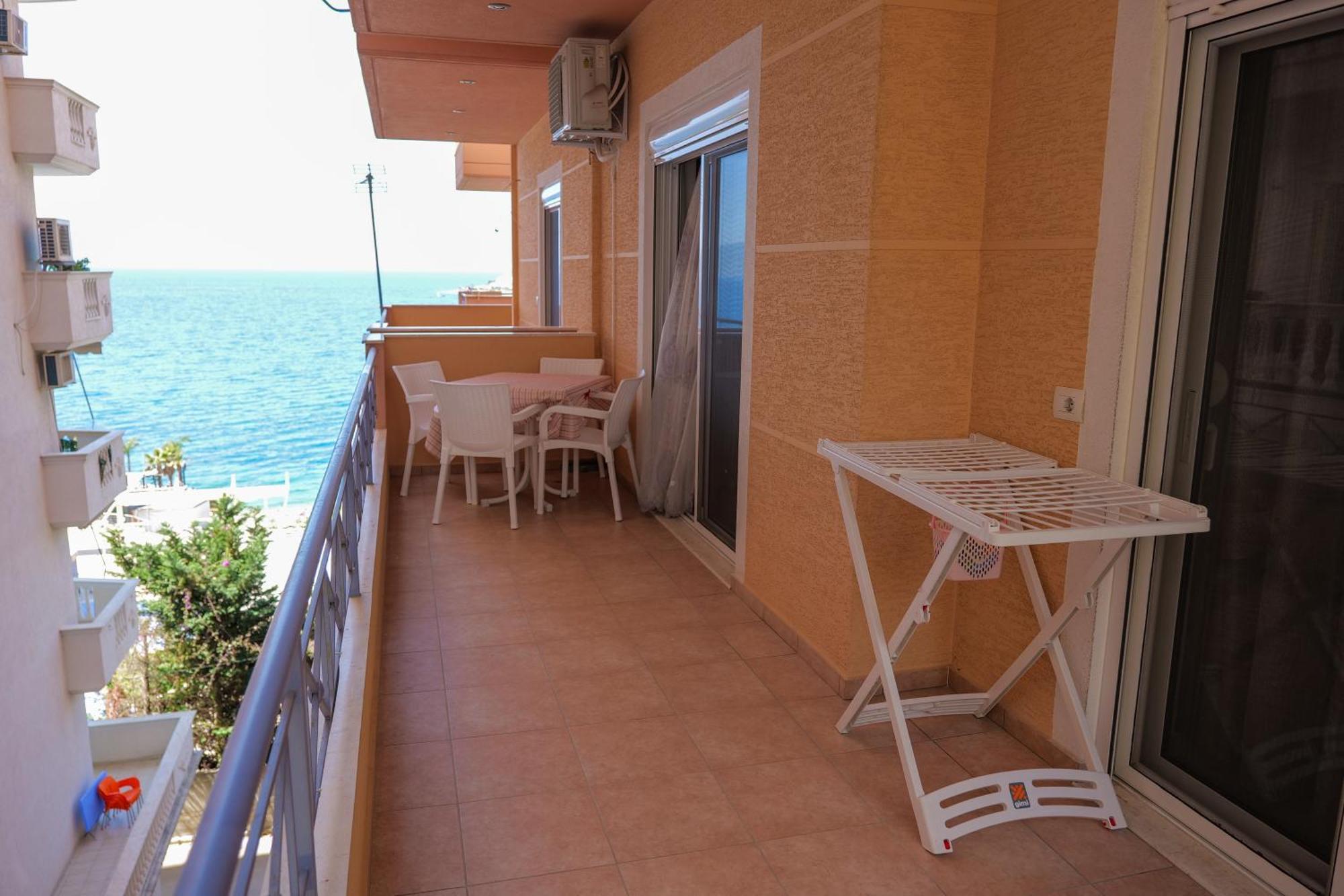Noel Sea View Apartments Sarande Phòng bức ảnh