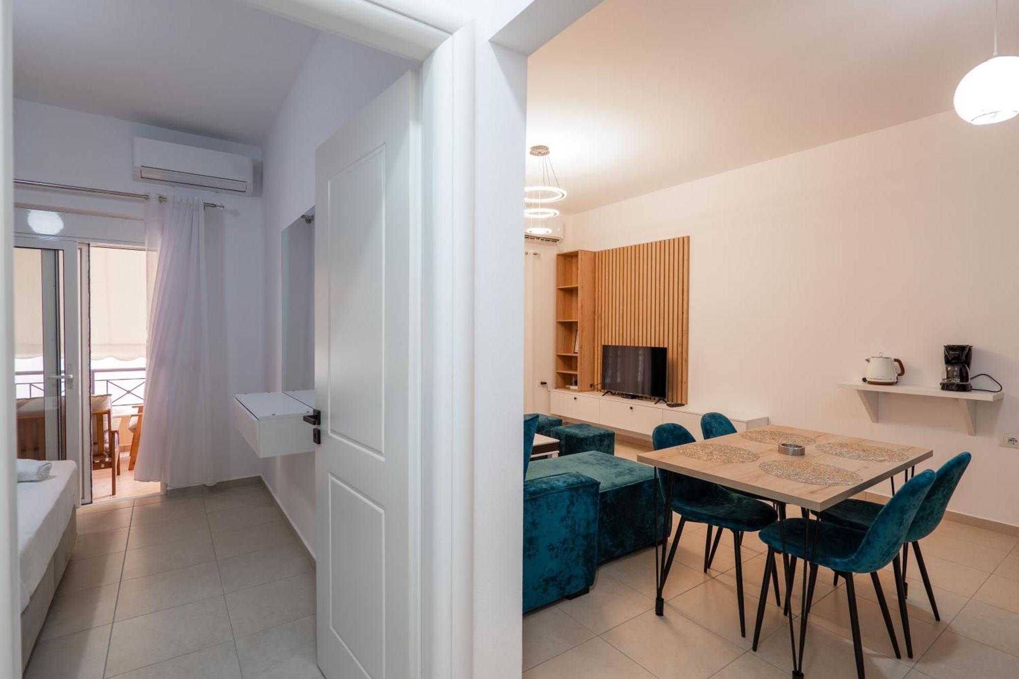 Noel Sea View Apartments Sarande Ngoại thất bức ảnh
